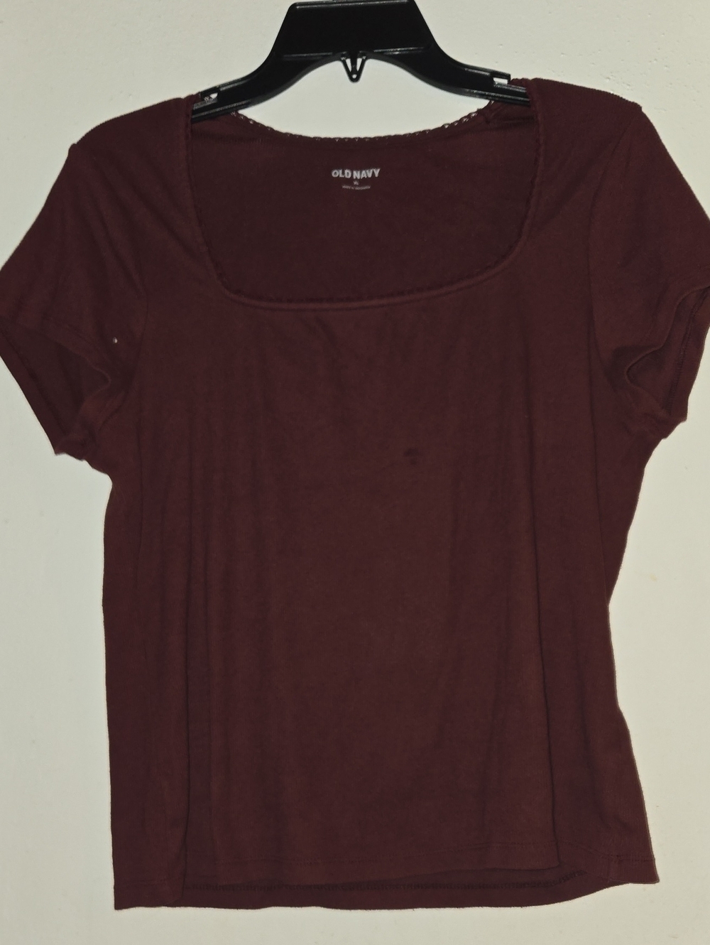 Old Navy Women's Short-Sleeve Square Neck Tee in Burgundy